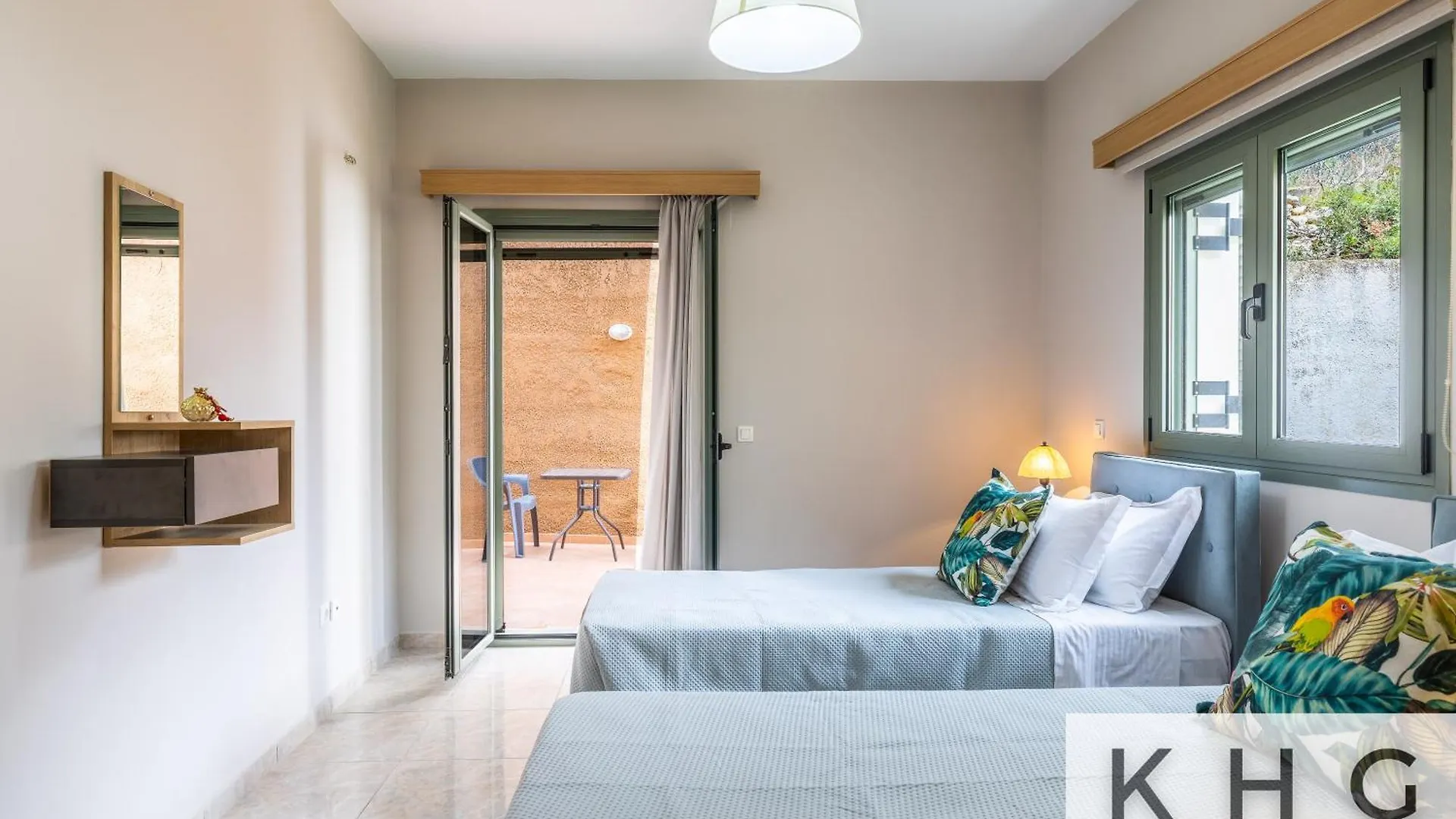 Hermes Luxury Apartment In Vlachata Village!
